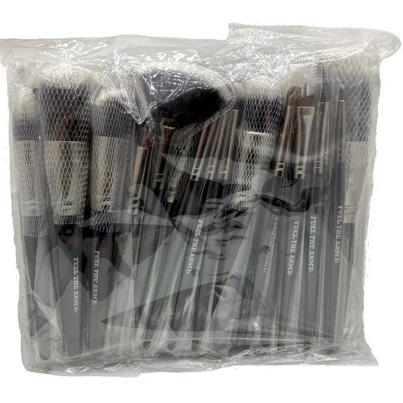 Professional, 36-Piece, Makeup Brush Kit with Case MADE RIGHT! - Picture 4 of 5